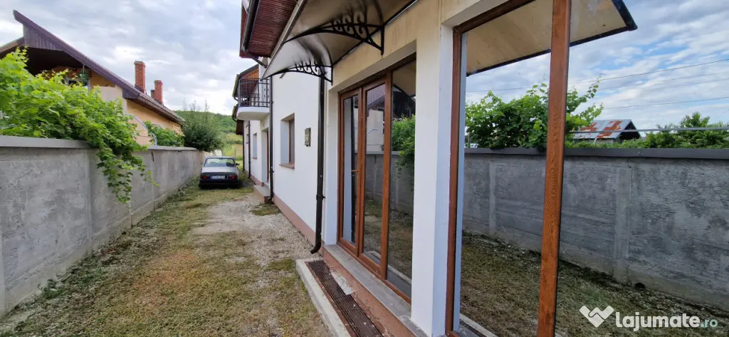 Casă de vânzare, 86 mp, zona Iancu Jianu - Olt