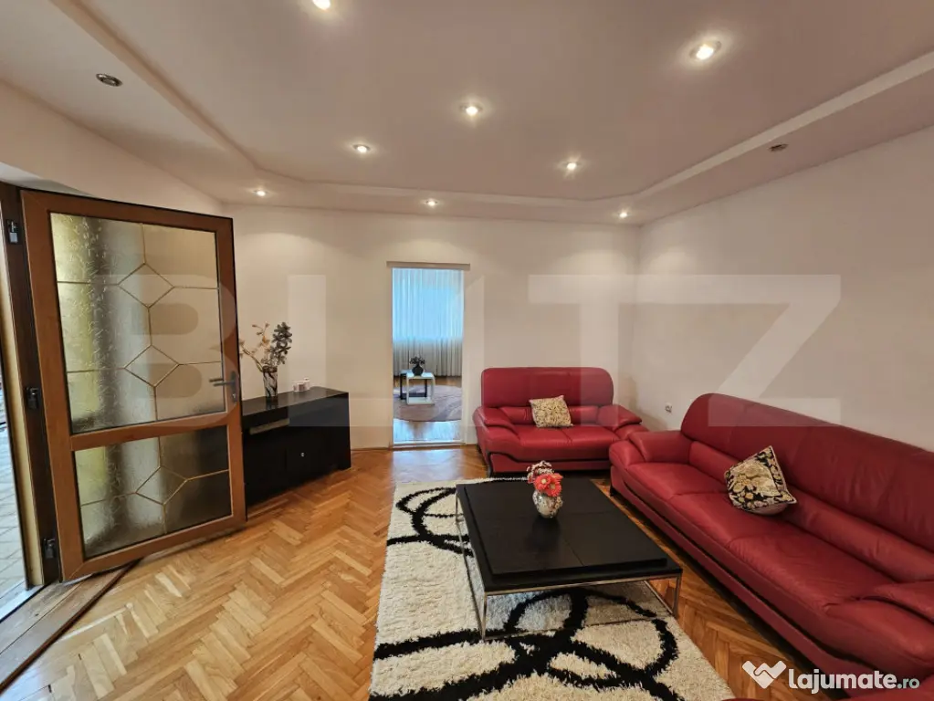 Casă de vânzare, 150 mp, teren de 870 mp, zona Piața - Se
