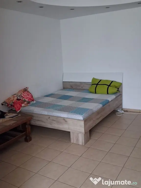 Aparatorii patriei turnu magurele etaj 9