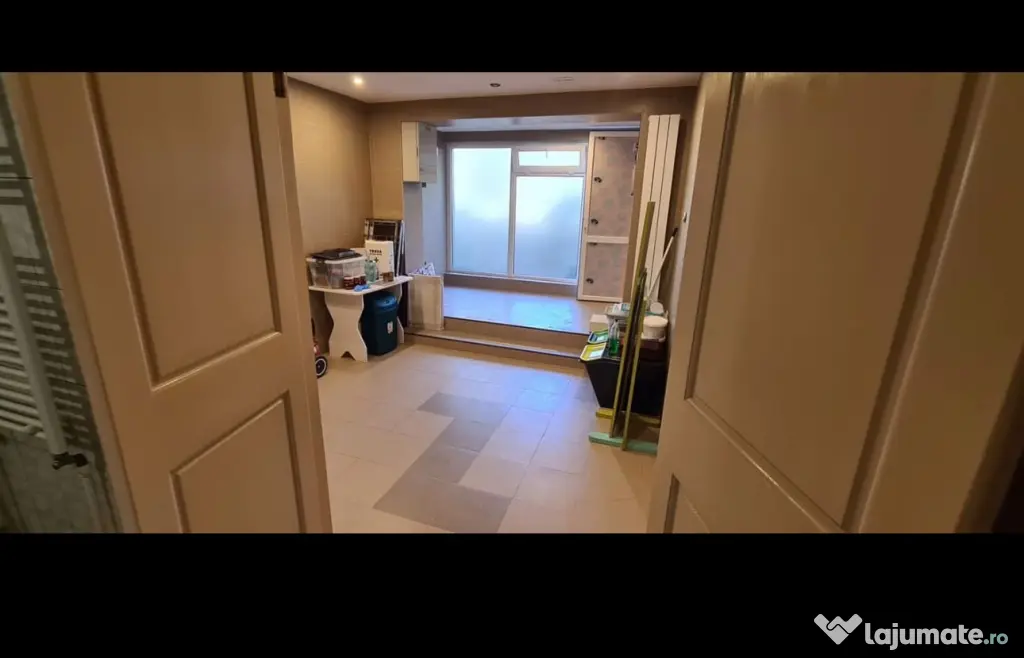 Spațiu Comercial sau locuinta apartament 3 camere pe Calea Galati