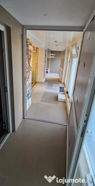 Spațiu Comercial sau locuinta apartament 3 camere pe Calea Galati