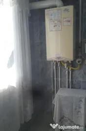 De inchiriat apartament cu 2 camere, Micro 20, 350 Euro 