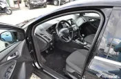 Ford Focus Titanium 1.0i -benzin 