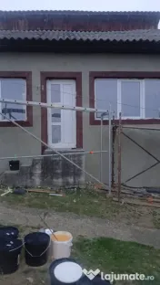 Execut lucrări de construcții, renovări și amenajări interioare/exterioare 