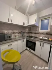 Apartament modern, 2 camere, decomandat, în zona Ultracentr 