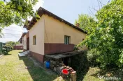 Casa cu teren - Prundu-Ideala pentru locuit sau dezvoltar... 
