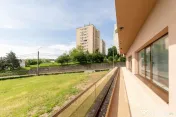 Spațiu comercial generos – 160 mp – poziție premium... 