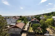 Apartament 3 camere, 89 mp total + garaj separat 