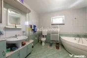 Casa visurilor cu livada roditoare si gradina amenajata 