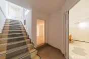 Proprietate multifunctionala | Doua cladiri | 581 mp | Pi... 