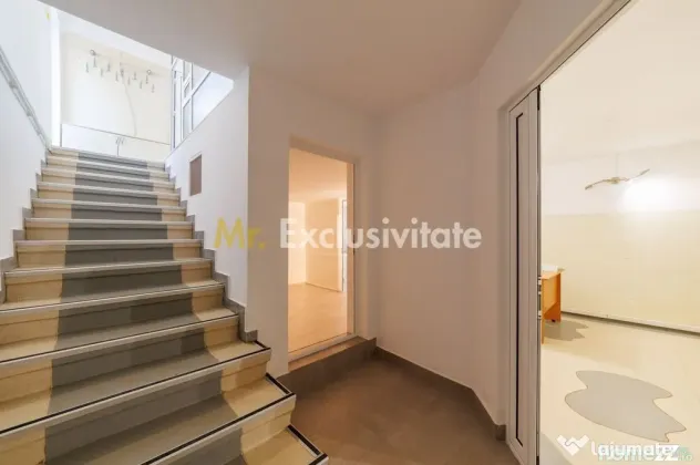 Proprietate multifunctionala | Doua cladiri | 581 mp | Pi...