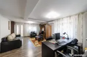 Casă cu teren de 634 mp și beci | Calea Câmpulung, Pit...