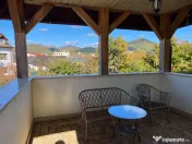 Casă spațioasă cu 4 camere, 120 mp, 2 terase și balcon ? 