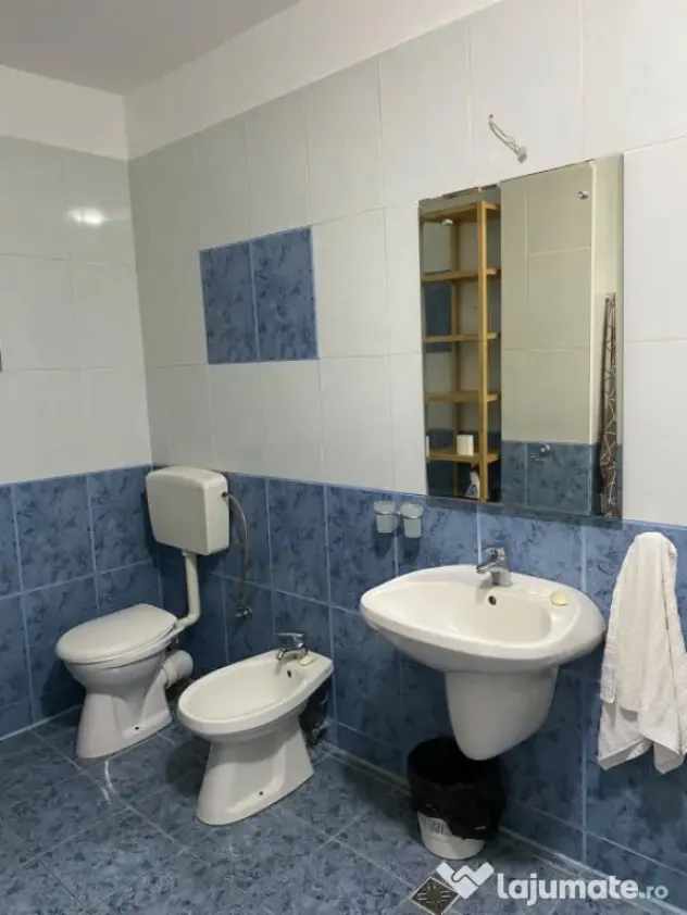 Casă spațioasă cu 4 camere, 120 mp, 2 terase și balcon ?