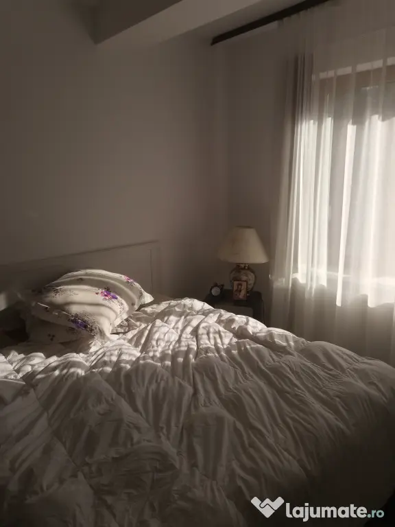 Apartament cu doua camere mobilat si utilat zona Semicentrala vedere munti - Busteni (Prahova)