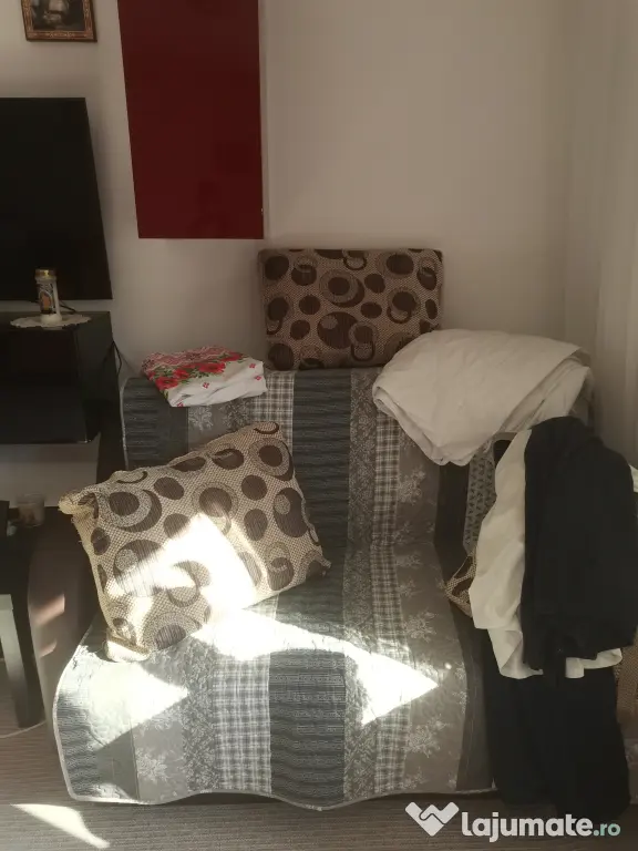 Apartament cu doua camere mobilat si utilat zona Semicentrala vedere munti - Busteni (Prahova)