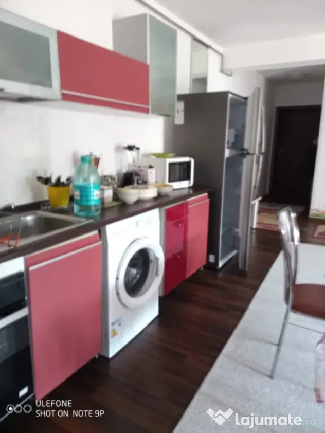 Apartament cu doua camere mobilat si utilat zona Semicentrala vedere munti - Busteni (Prahova)