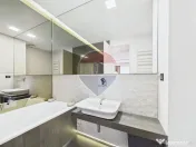 Apartament confortabil cu 3 camere de vanzare in Cortina ...