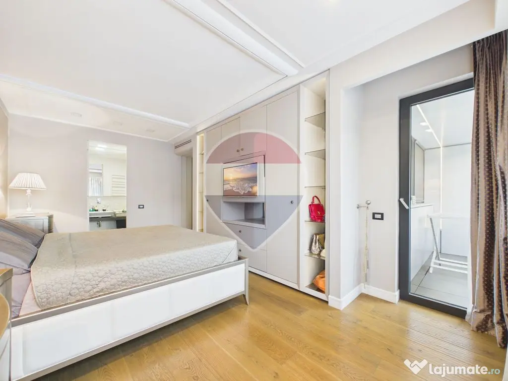 Apartament confortabil cu 3 camere de vanzare in Cortina ...