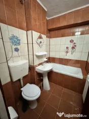 Apartament cu 2 camere de închiriat – zonă centrală 