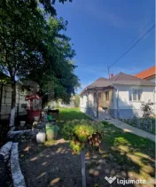 Casă cu teren în Uriu – renovată, curte, grădină și 
