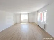 Casă complet renovată de vânzare în Săcele | Se predă 
