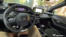 Peugeot 208 GT doar 1500 km !