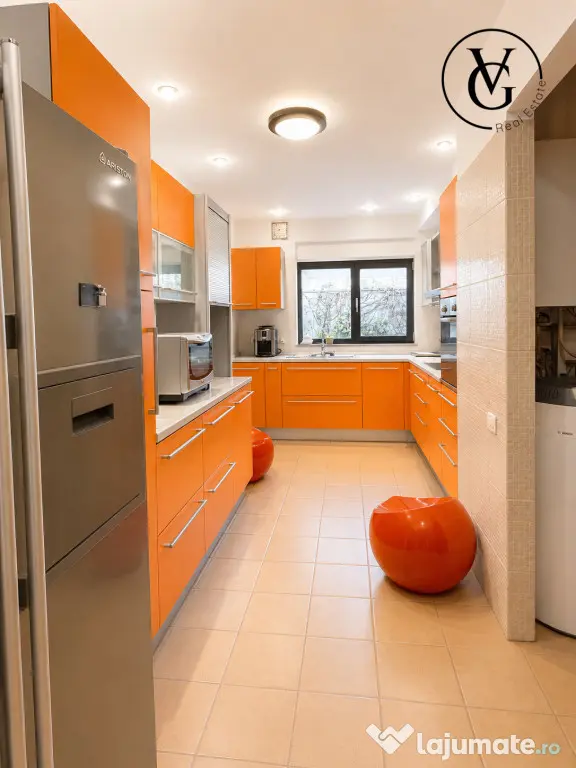 Apartament 4 camere cu gradina proprie - Loc de parcare incl
