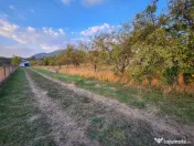 Teren intravilan 8.280 mp, utilități și construcții –