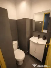 Spațiu comercial de închiriat – Vizibilitate excelentă 