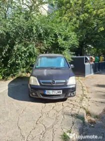 Vând Opel Meriva