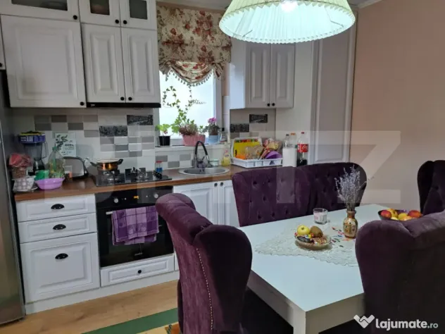 Apartament 3 camere decomandat| Terasă 45 mp | 2 Parcări I