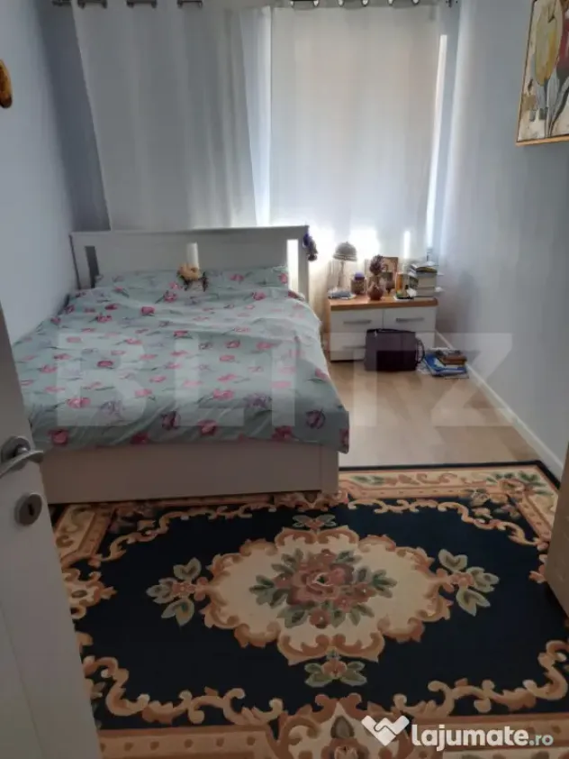 Apartament 3 camere decomandat| Terasă 45 mp | 2 Parcări I