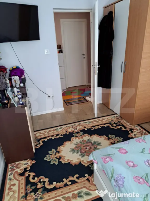 Apartament 3 camere decomandat| Terasă 45 mp | 2 Parcări I