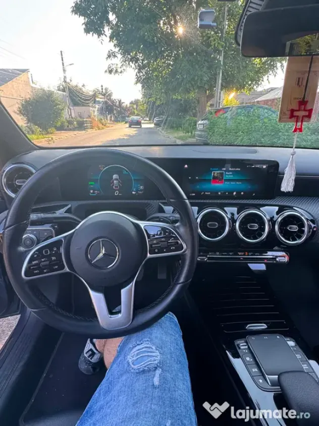 A250e plug-in hybrid