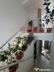 Casă 3 camere de vânzare în zona Tabacari