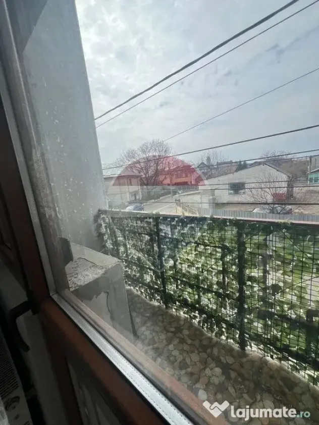 Casă 3 camere de vânzare în zona Tabacari