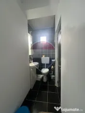 Casă 3 camere de vânzare în zona Tabacari