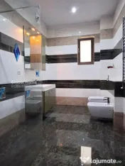 Vilă premium Unirii – Tineretului | Terasă 18 mp | Curte
