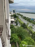 De vanzare apartament cu 3 camere, zona Faleza, etaj 7/8,...