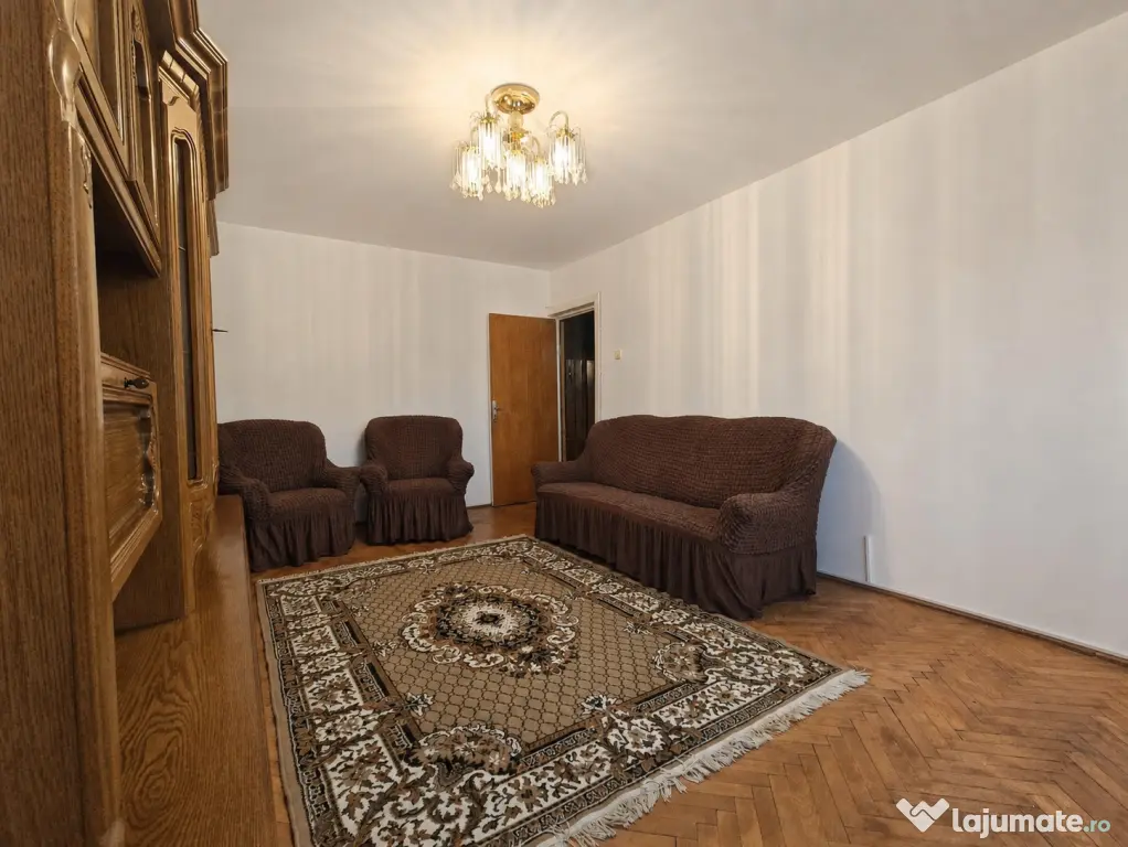 Proprietar – apartament 3 camere, 70 mp, etaj 1, garaj inclus | Girocului