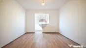 Comision 0 %! Apartament cu 2 camere de vânzare, etaj 1,... 