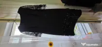 Rochie neagră pentru ocazii