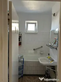 De Vanzare Apartament 3 camere Corneliu Coposu