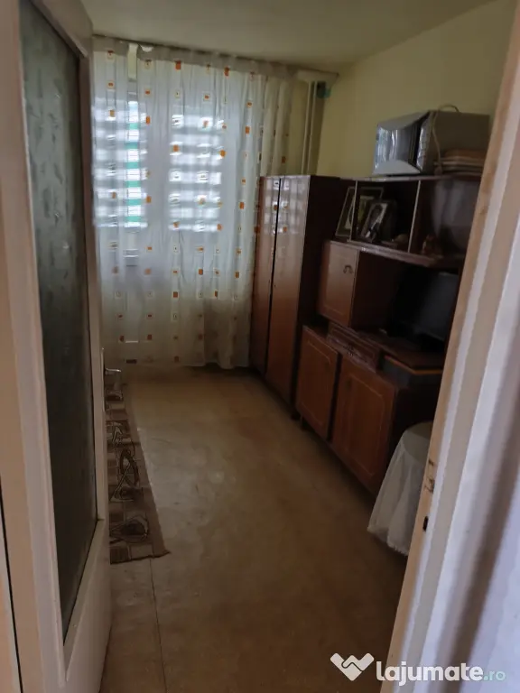 De Vanzare Apartament