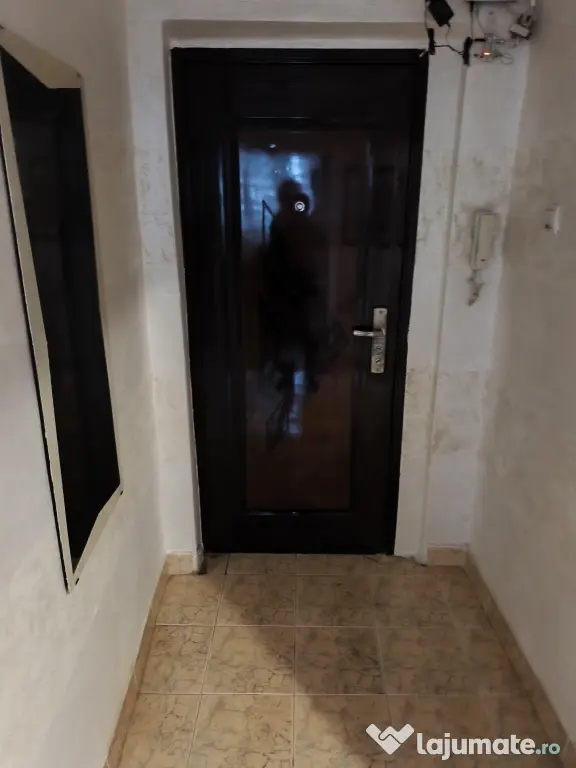 De Vanzare Apartament