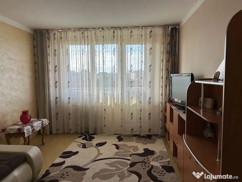 De Vanzare Apartament