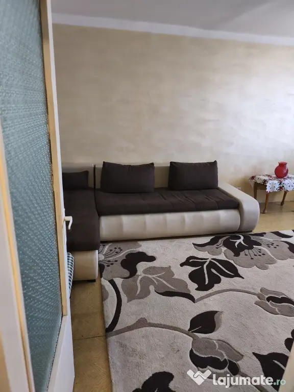 De Vanzare Apartament