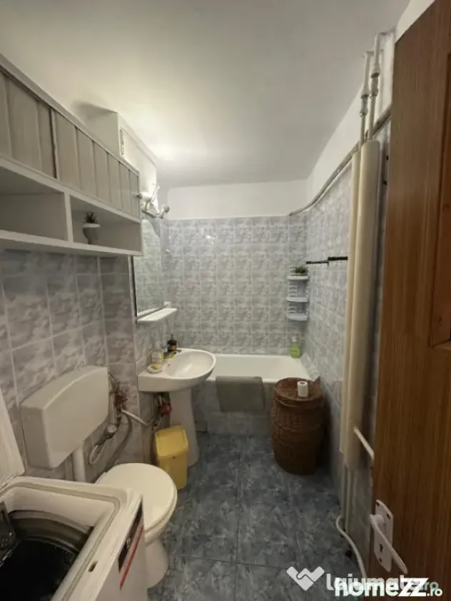 Apartament 2 camere decomandat 45mp + balcon Rovine