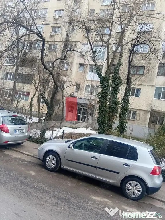 Vindem apartament 2 camere in Crangasi